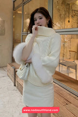 Long Sleeve Faux Fur Knitted Off Shoulder Sweater