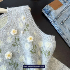 3D Floral Sleeveless O-Neck Vest Sweater
