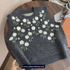 3D Floral Sleeveless O-Neck Vest Sweater