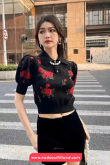 Short Sleeve Red Rose Pattern Knitted Shirt
