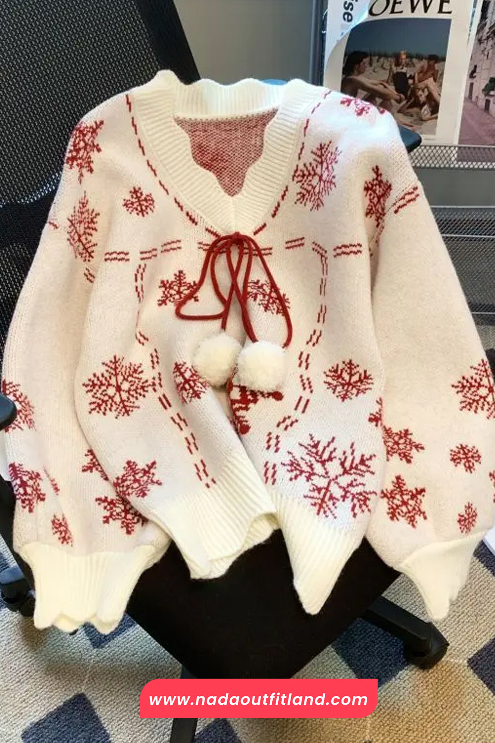 Long Sleeve Christmas Theme Pattern V-Neck Sweater