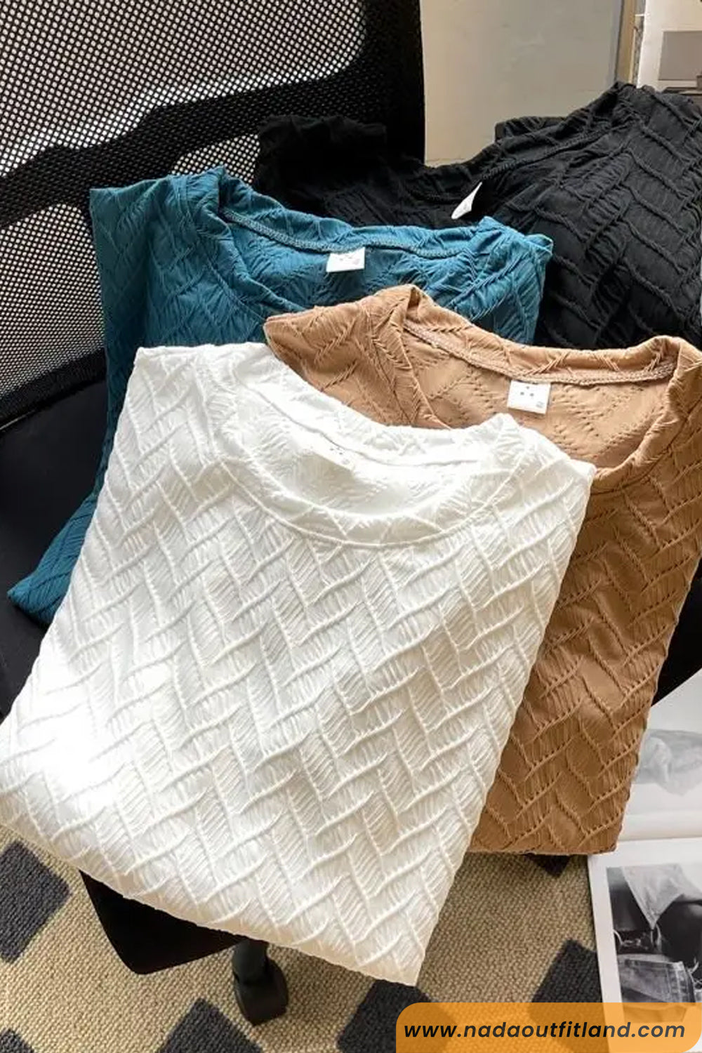 Loose Short Sleeve Textured Style Men Shirt