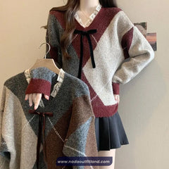 Long Sleeve V-Neck Lace Spliced Argyle Sweater
