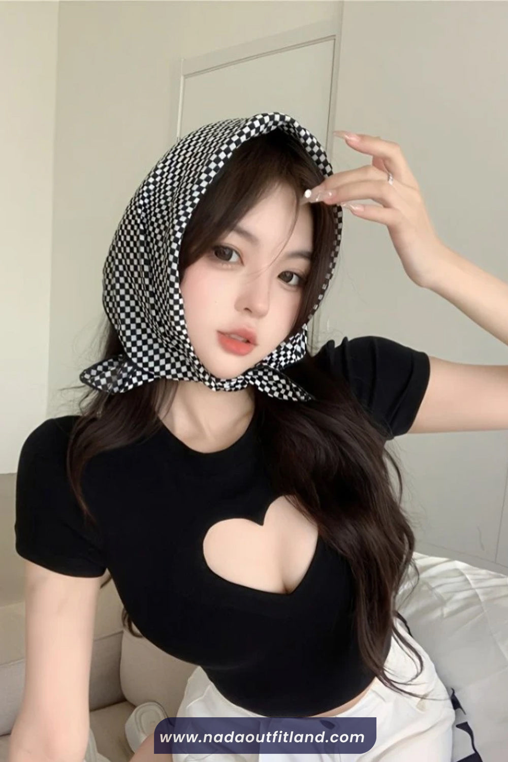 Sexy Love Cropped Hollow Out Slim Shirt