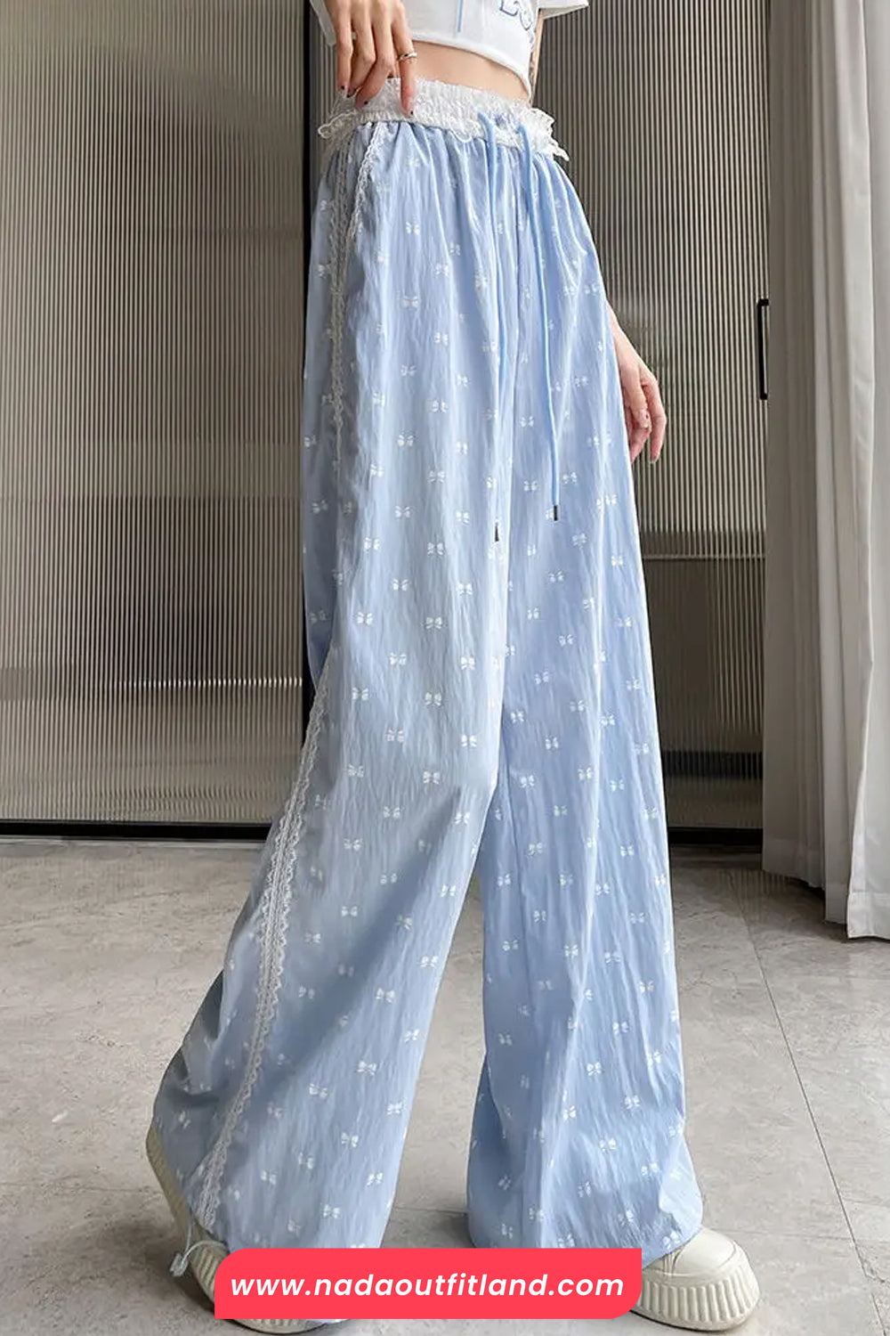 Loose Bow Pattern Printed Lace Blended Jogger Sweatpants