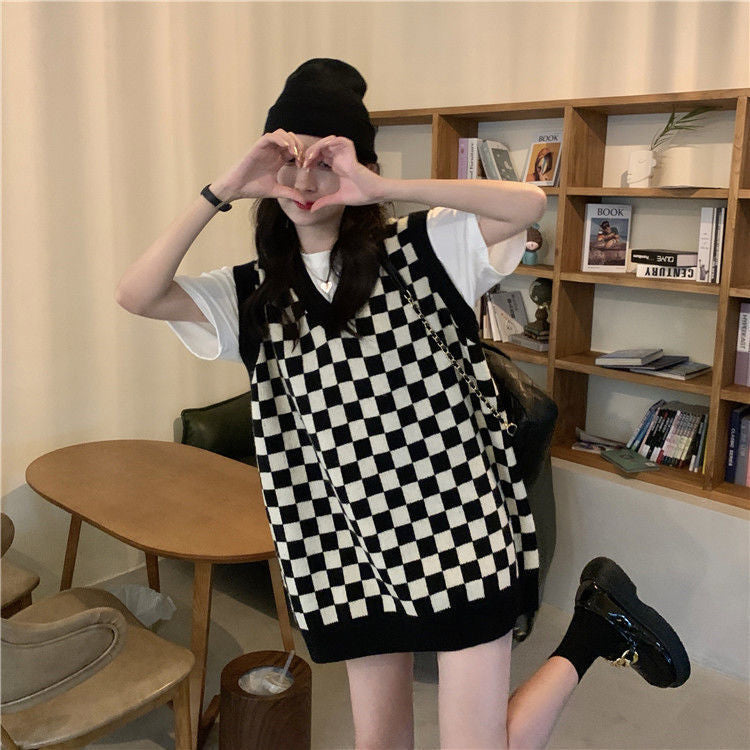 V-Neck Plaid Checkered Knitted Vest Sweater