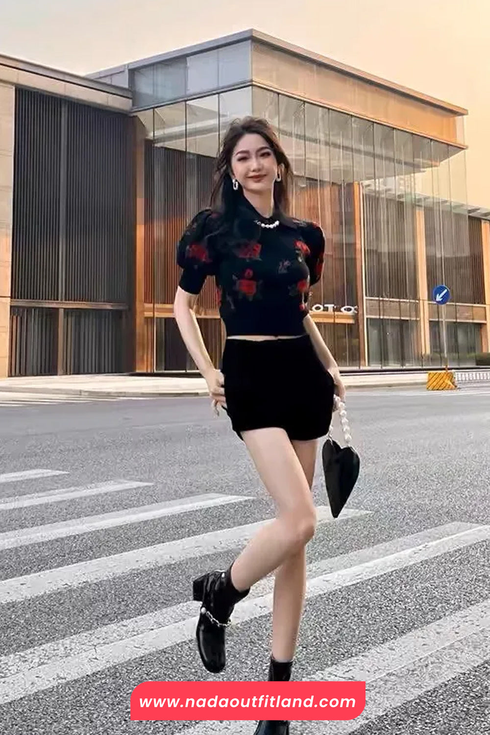 Short Sleeve Red Rose Pattern Knitted Shirt