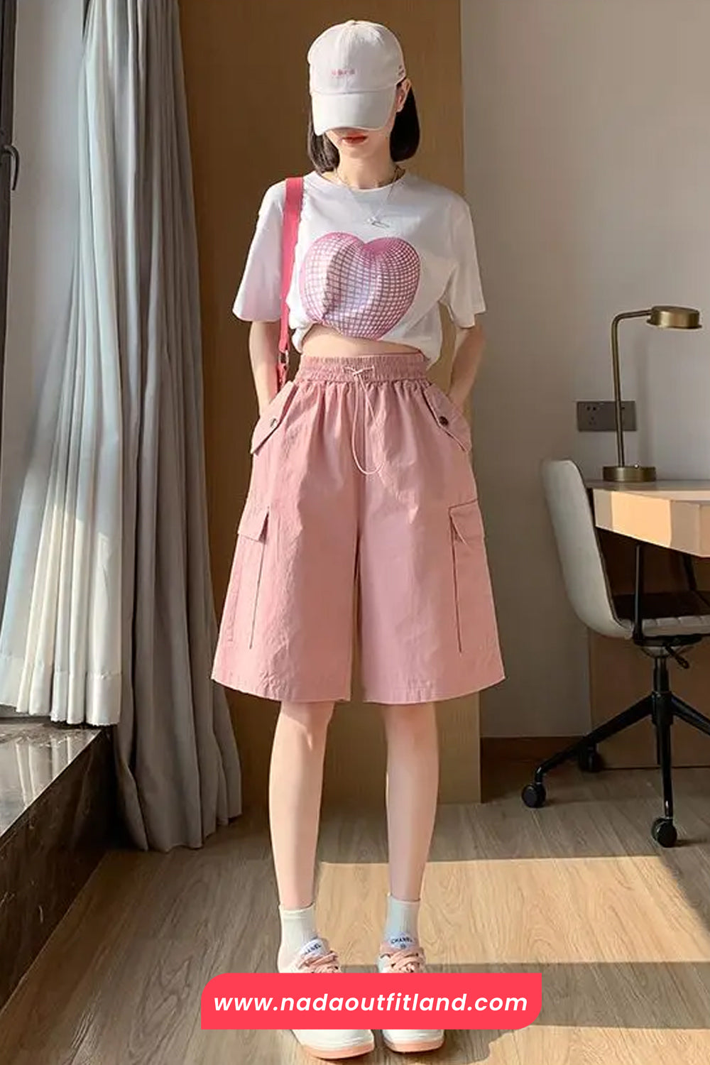Elastic Waist Cargo Pockets Knee Length Shorts