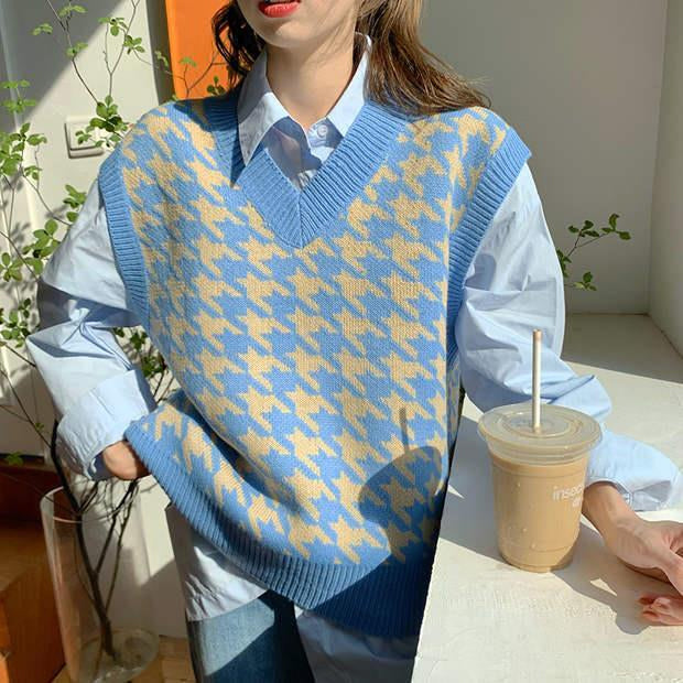 Casual Houndstooth Pattern Knitted Vest Sweater