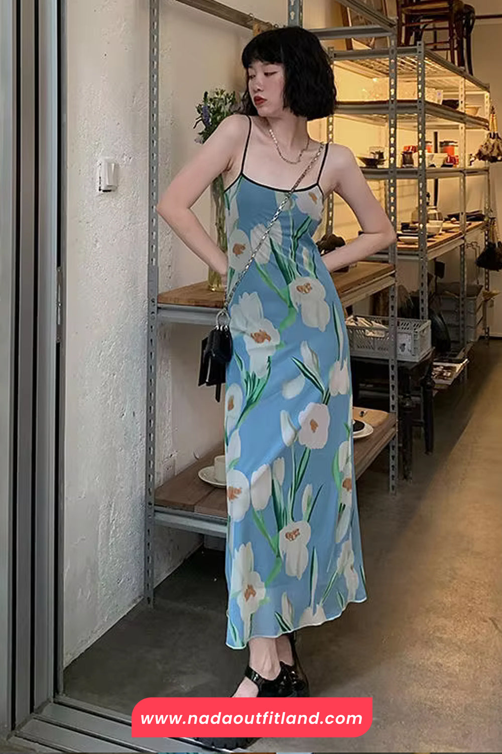 Retro Floral Pattern Spaghetti Strap Long Dress