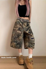 Loose Ripped Patched Knee Length Camouflage Pants