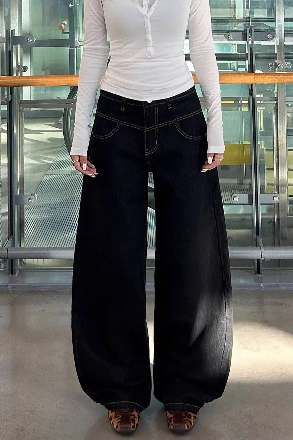 Loose Stars Pattern Back Printed Black Jeans Pants