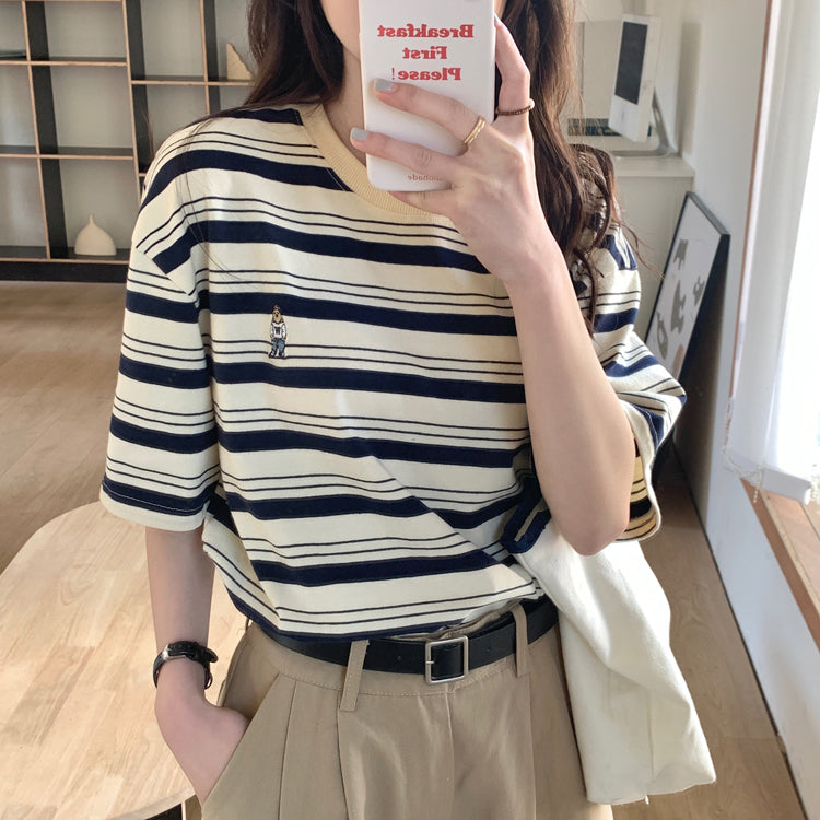 Bear Pocket Loose Short Sleeve Striped Shirt