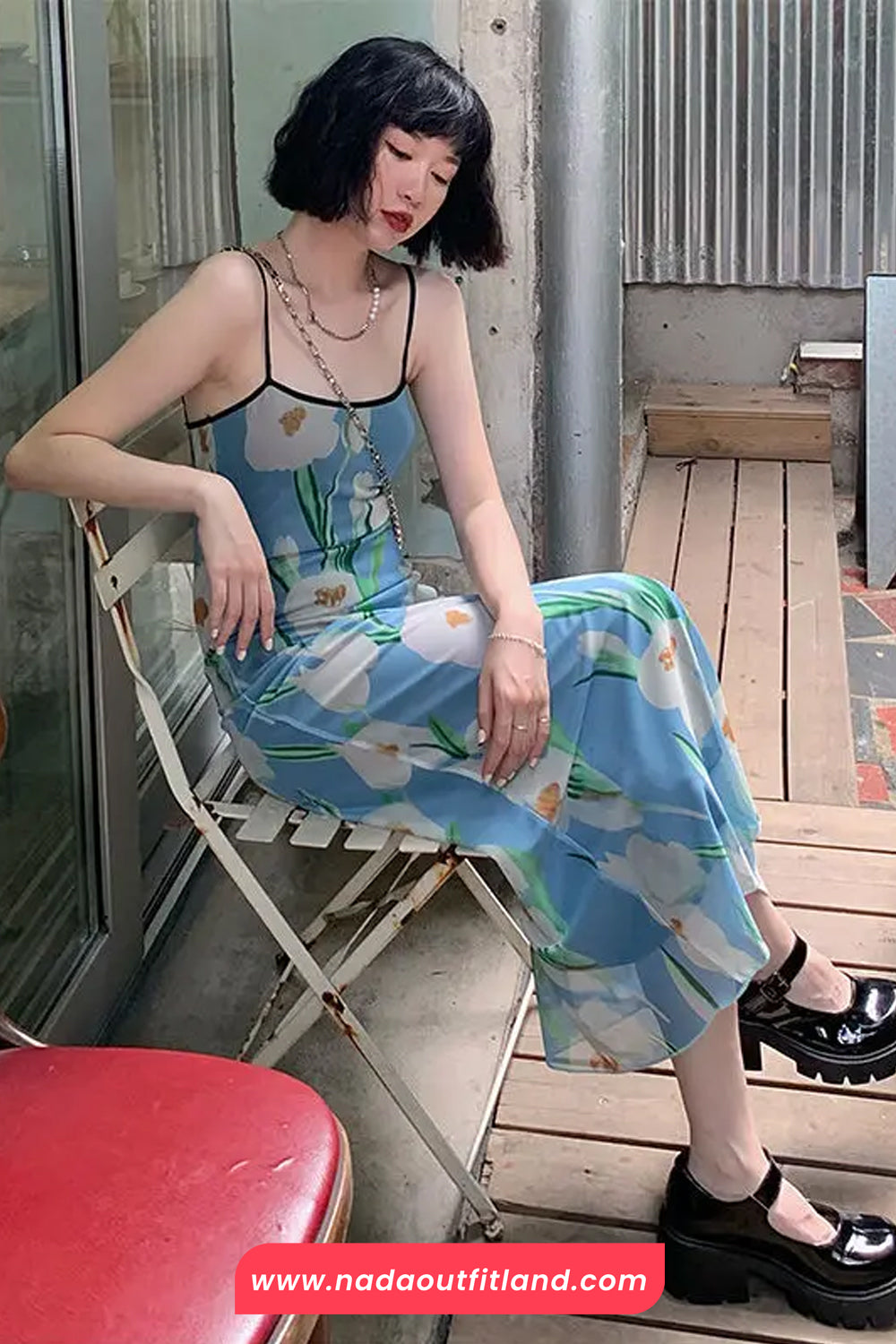 Retro Floral Pattern Spaghetti Strap Long Dress