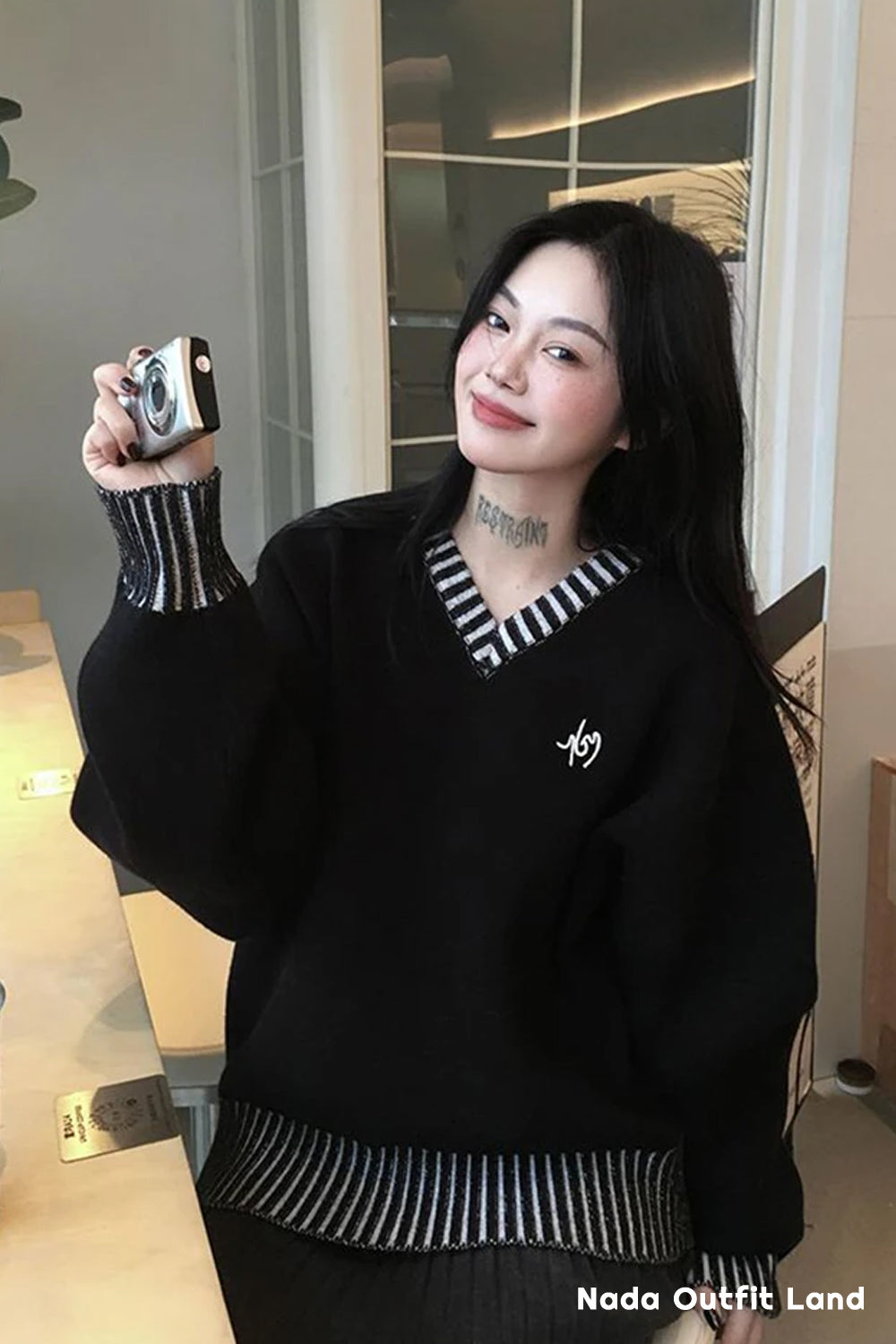 Long Sleeve Striped Style V-Neck Black Sweater