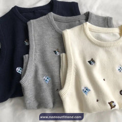 Cute Cat Embroidered Knitted Vest Sweater