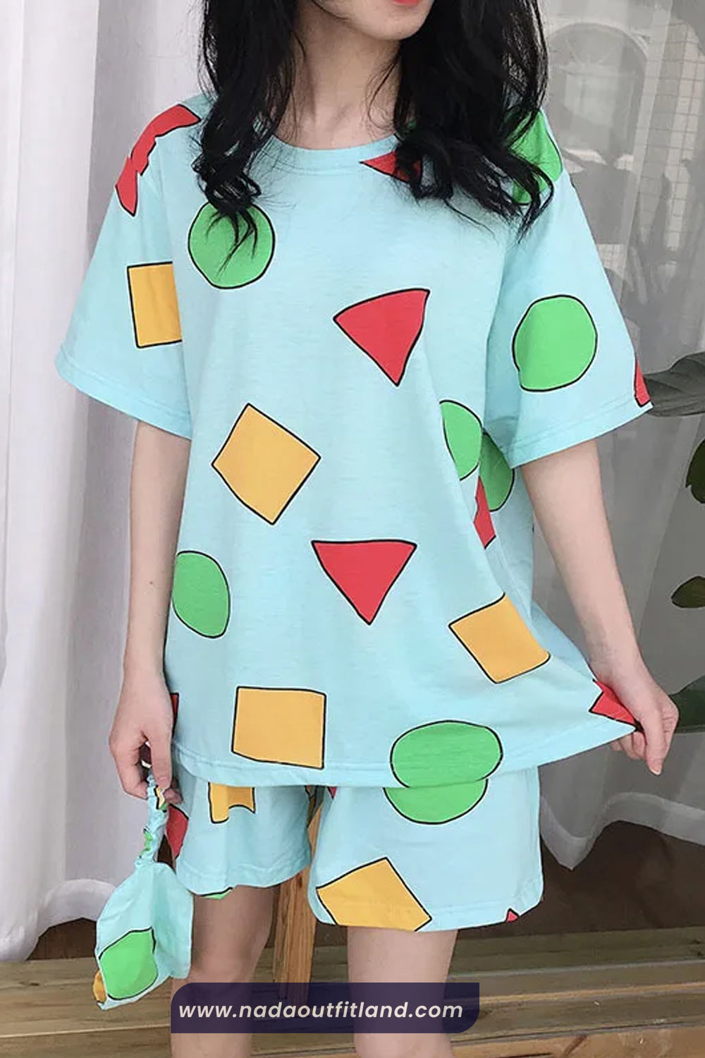 Short Sleeve Sin Chan Cartoon Pajamas Set
