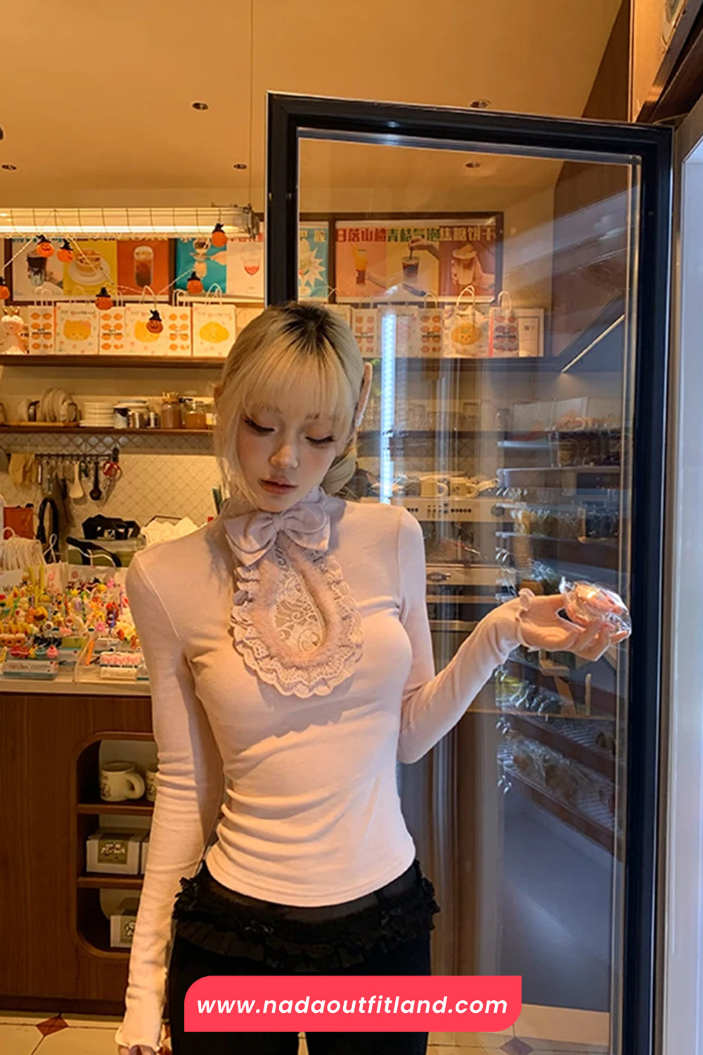 Long Sleeve Cute Bow Design Lace Shirt