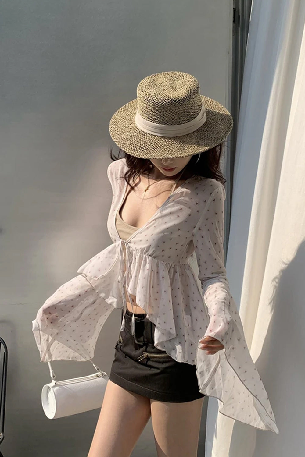 V-Neck Flare Sleeve Floral Pattern Cropped Blouse Shirt