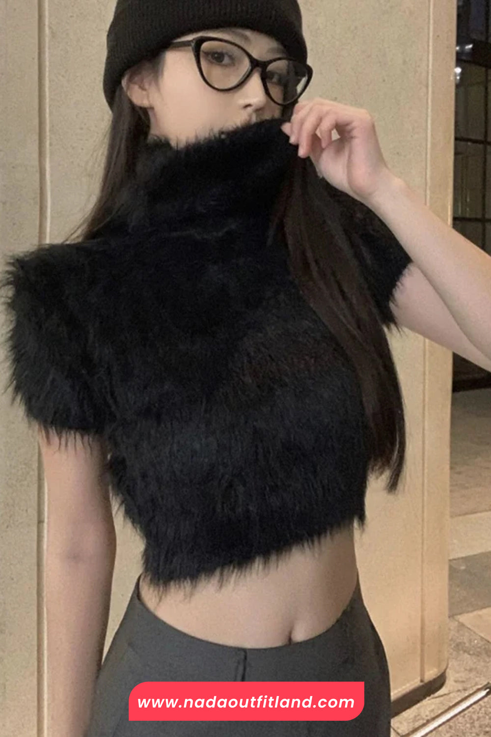 Short Sleeve Turtleneck Faux Fur Cropped Shirt