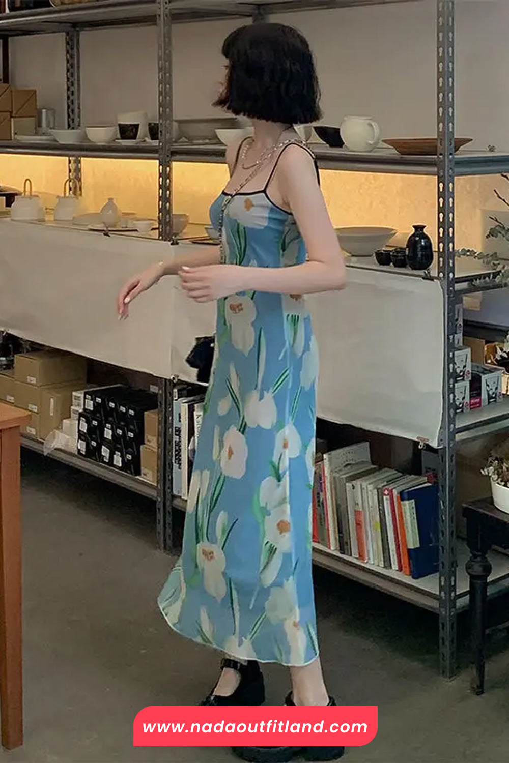Retro Floral Pattern Spaghetti Strap Long Dress