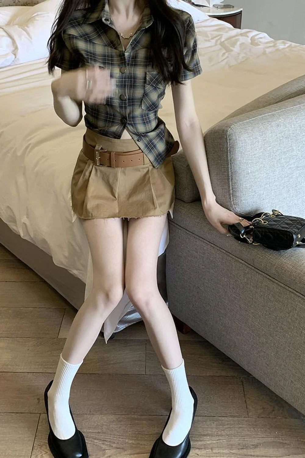 Retro Plaid Cropped Blouse â€?Soft Feminine Everyday Top