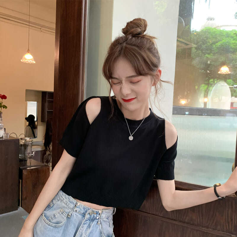 Sexy Cut Shoulder Cropped Slim Shirt
