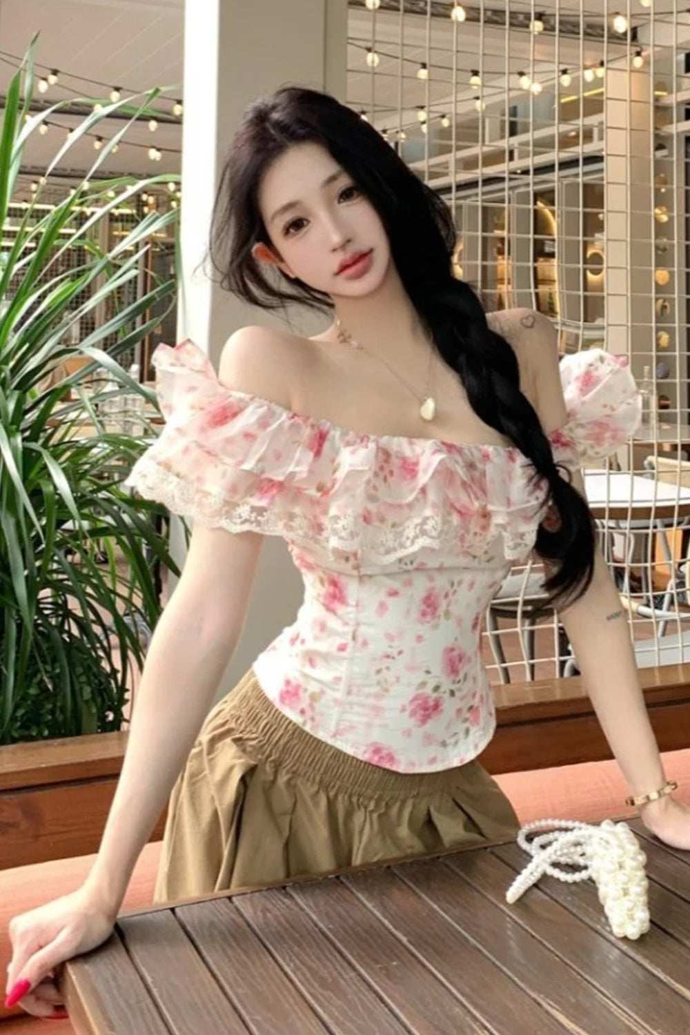 Sexy Lace Patchwork Floral Pattern Slash Neck Cropped Shirt