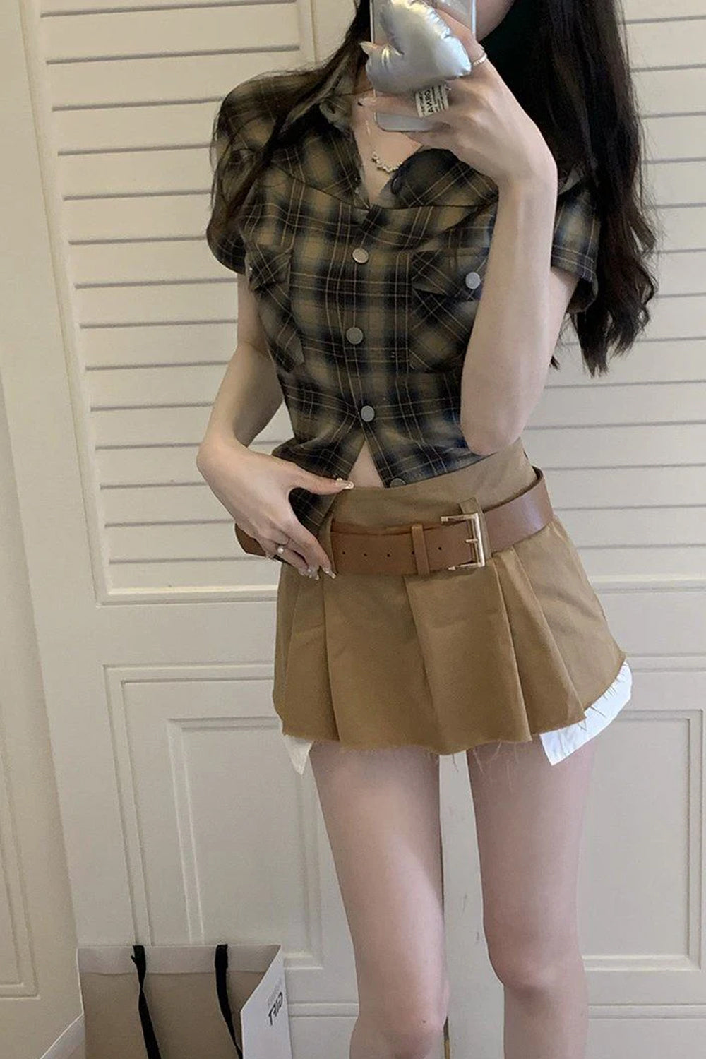 Retro Plaid Cropped Blouse â€?Soft Feminine Everyday Top
