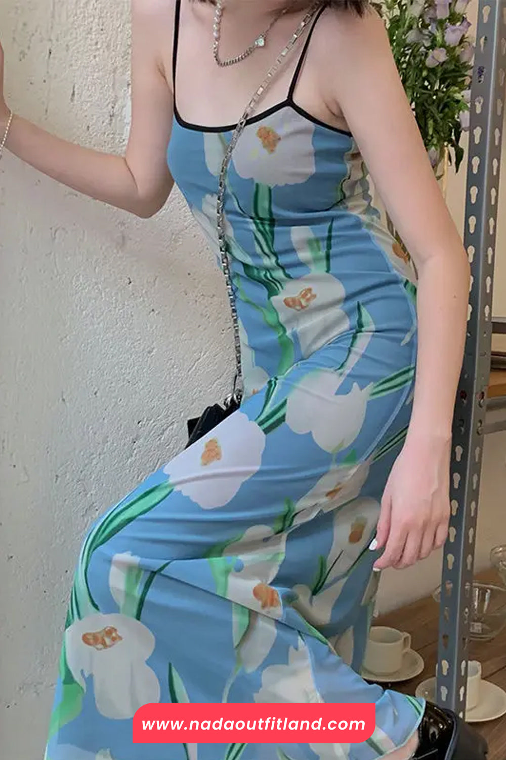 Retro Floral Pattern Spaghetti Strap Long Dress