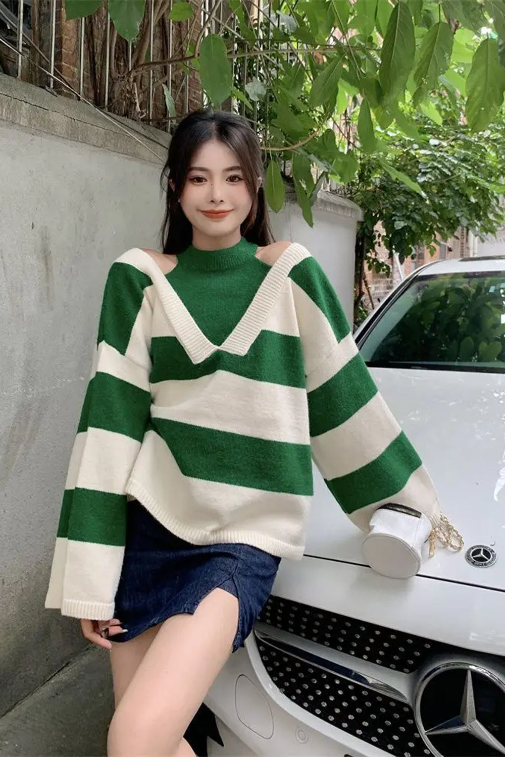 V-Neck Fake Two Striped Sweater