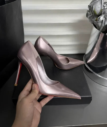 12cm slim heel exuding a high-end and non tiring style